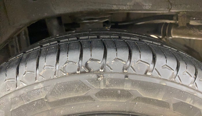 2015 Maruti Alto K10 VXI, Petrol, Manual, 20,222 km, Left Rear Tyre Tread