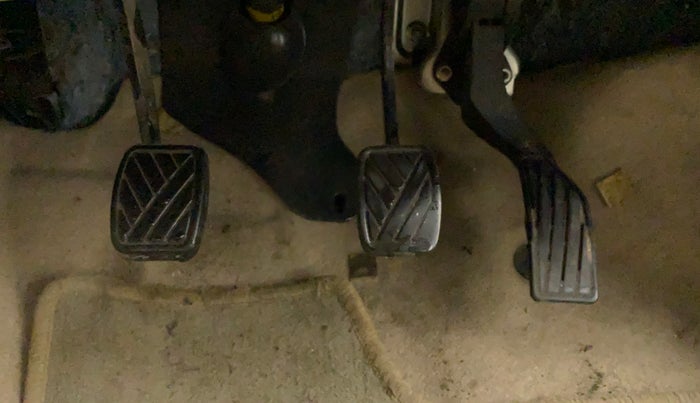 2017 Maruti Swift Dzire VXI, Petrol, Manual, 62,481 km, Pedals