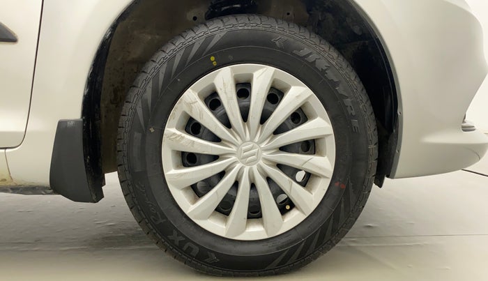 2017 Maruti Swift Dzire VXI, Petrol, Manual, 62,481 km, Right Front Wheel