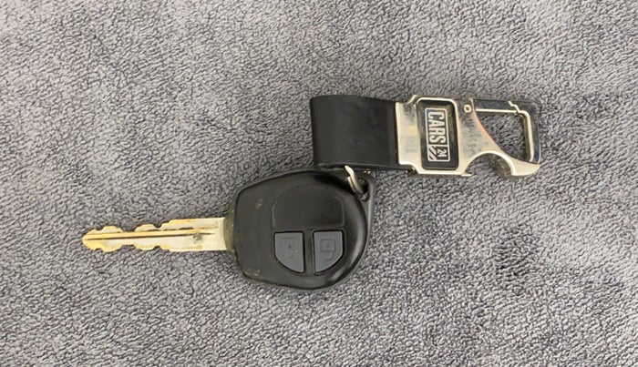 2017 Maruti Swift Dzire VXI, Petrol, Manual, 62,481 km, Key Close Up