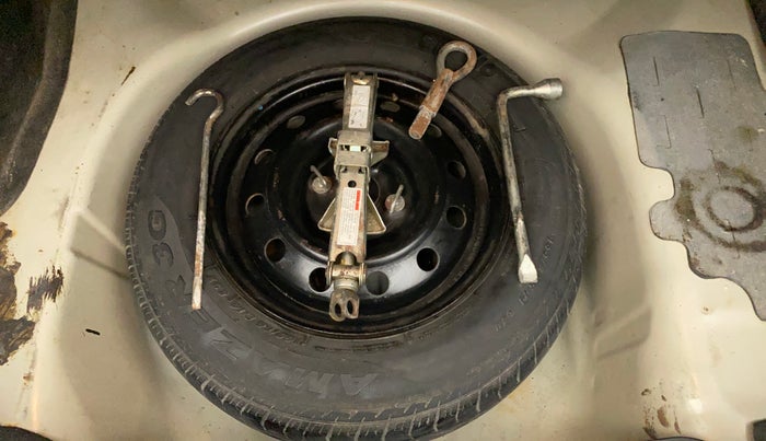 2017 Maruti Swift Dzire VXI, Petrol, Manual, 62,481 km, Spare Tyre