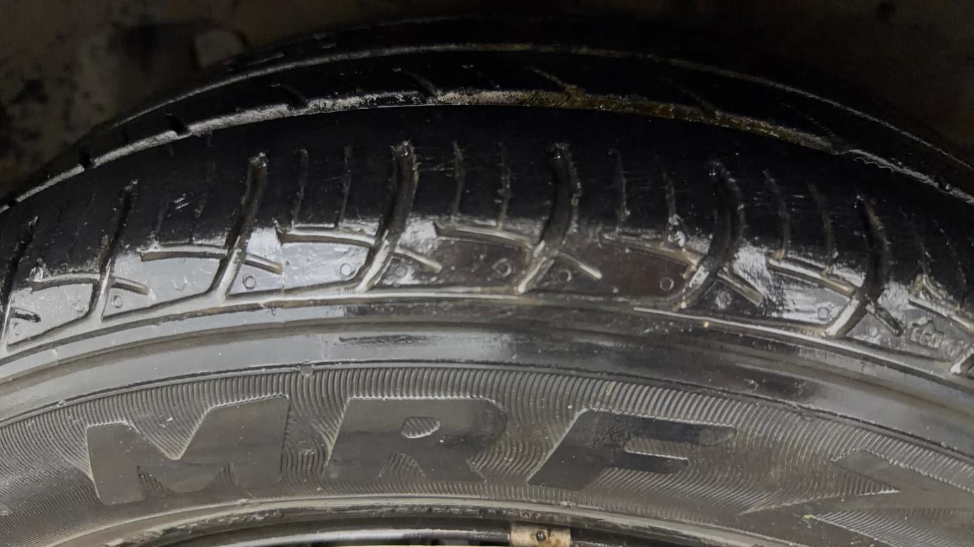 2018 Maruti Ciaz DELTA 1.4 AT PETROL, Petrol, Automatic, 54,103 km, Left Front Tyre Tread