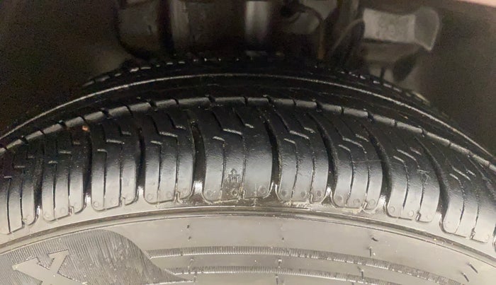 2022 Tata TIGOR XZ PLUS CNG, CNG, Manual, 84,605 km, Right Front Tyre Tread