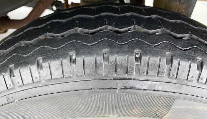 2018 Maruti Eeco 5 STR WITH A/C+HTR, Petrol, Manual, 13,421 km, Left Rear Tyre Tread