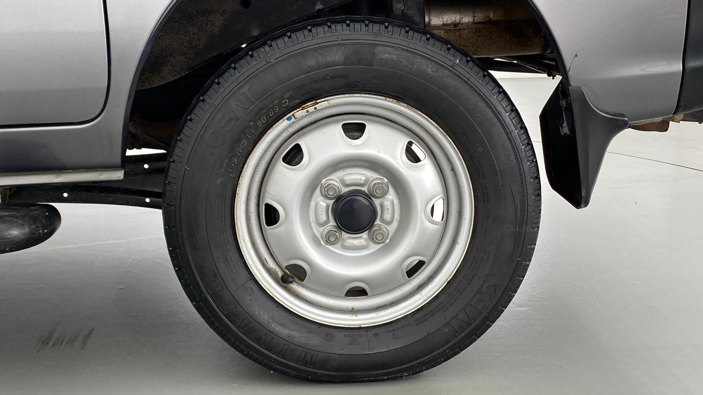 2018 Maruti Eeco 5 STR WITH A/C+HTR, Petrol, Manual, 13,421 km, Left Rear Wheel