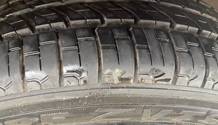 2018 Maruti Alto K10 VXI AMT, Petrol, Automatic, 23,026 km, Right Front Tyre Tread