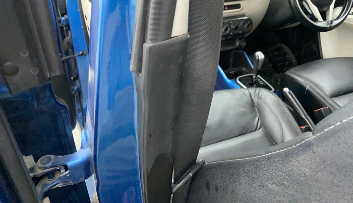 2018 Maruti IGNIS ZETA 1.2 AMT, Petrol, Automatic, 1,08,256 km, Left C pillar - Trim cover damaged