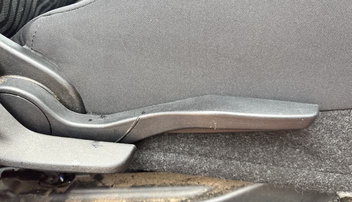 2023 Maruti Swift ZXI, Petrol, Manual, 69,796 km, Driver Side Adjustment Panel