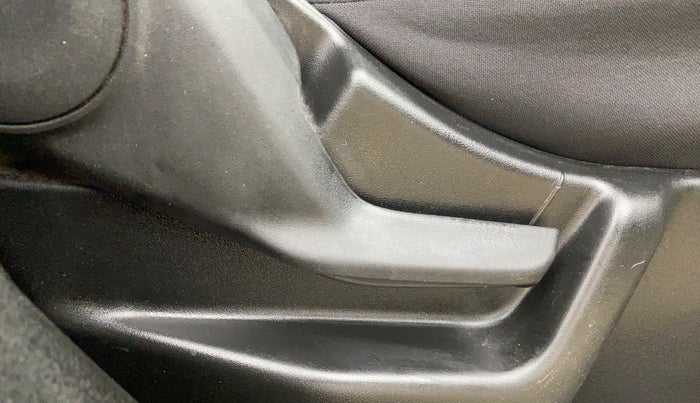 2021 Maruti New Wagon-R LXI CNG (O) 1.0, CNG, Manual, 47,019 km, Driver Side Adjustment Panel