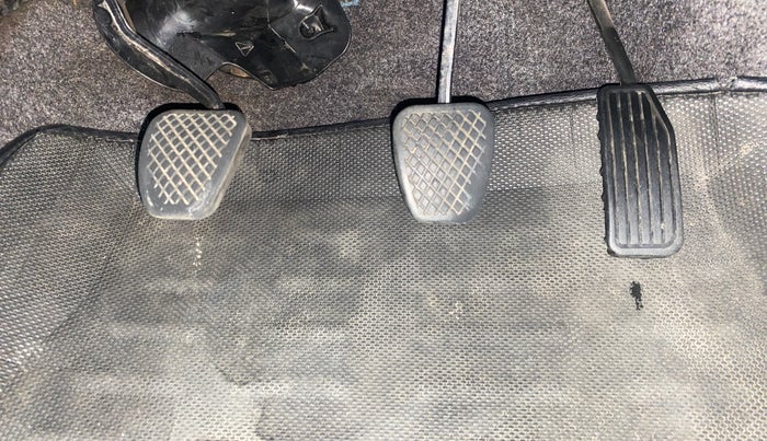 2013 Honda Amaze 1.5L I-DTEC S, Diesel, Manual, 1,09,872 km, Pedals