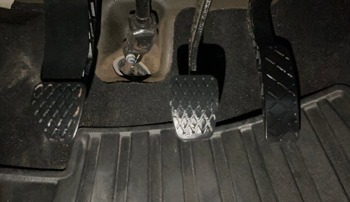 2022 MG ASTOR SMART EX 1.5 MT, Petrol, Manual, 17,169 km, Pedals