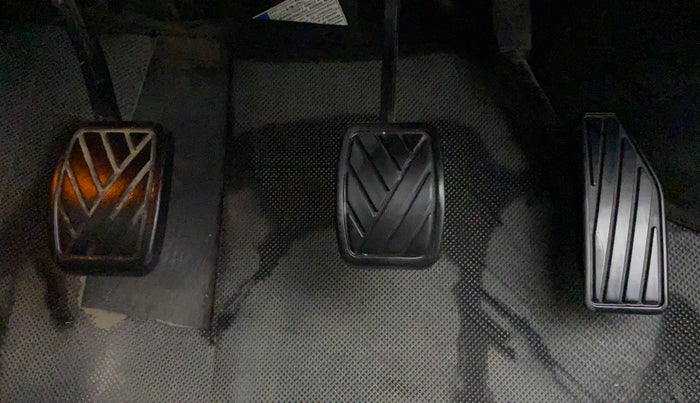 2020 Maruti Baleno ALPHA PETROL 1.2, Petrol, Manual, 57,406 km, Pedals