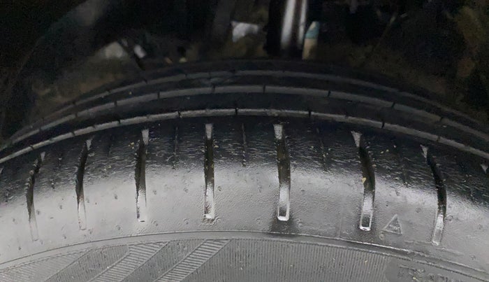 2020 Maruti Baleno ALPHA PETROL 1.2, Petrol, Manual, 57,406 km, Left Front Tyre Tread
