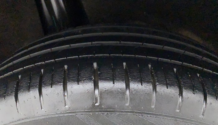 2020 Maruti Baleno ALPHA PETROL 1.2, Petrol, Manual, 57,406 km, Right Rear Tyre Tread