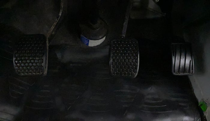 2020 Maruti Eeco 5 STR WITH A/C+HTR, Petrol, Manual, 19,349 km, Pedals