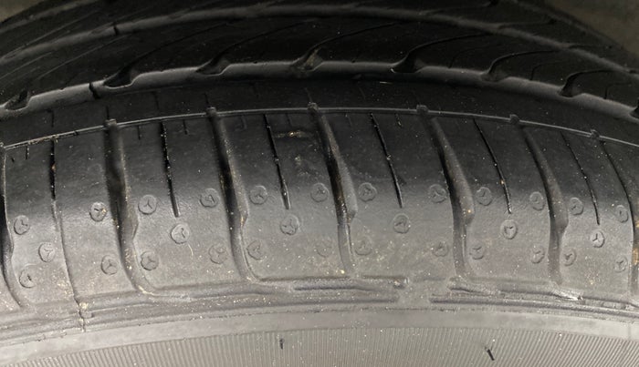 2023 Hyundai AURA S 1.2 CNG, CNG, Manual, 47,910 km, Right Rear Tyre Tread