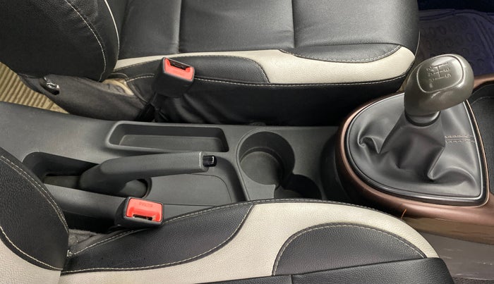 2023 Hyundai AURA S 1.2 CNG, CNG, Manual, 47,910 km, Gear Lever