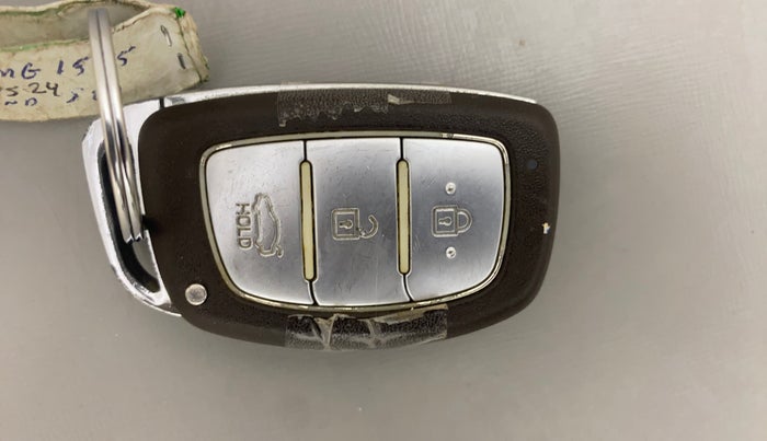 2016 Hyundai Grand i10 ASTA 1.2 KAPPA VTVT, Petrol, Manual, 45,028 km, Key Close Up