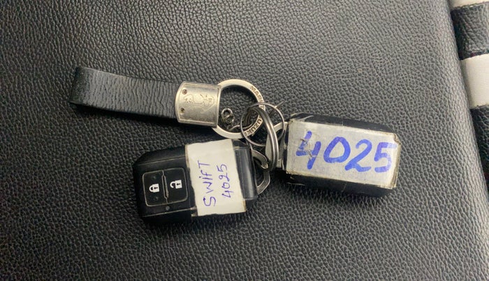 2021 Maruti Swift ZXI PLUS AMT, Petrol, Automatic, 26,132 km, Key Close Up