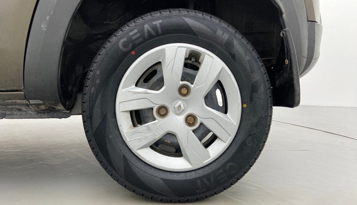 2017 Renault Kwid RXT, Petrol, Manual, 31,628 km, Left Rear Wheel