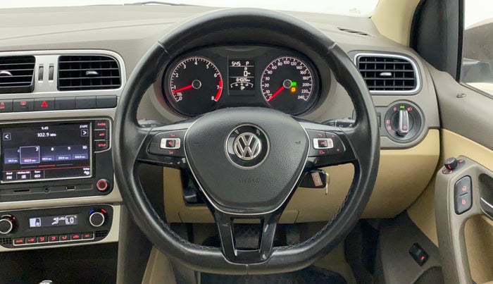 2018 Volkswagen Vento HIGHLINE PLUS 1.2 AT 16 ALLOY, Petrol, Automatic, 64,026 km, Steering Wheel Close Up