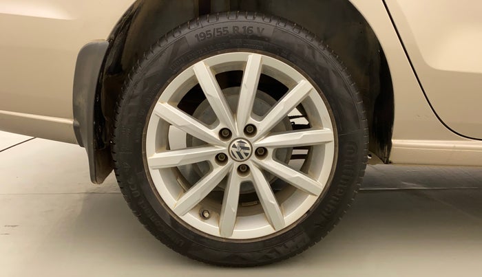 2018 Volkswagen Vento HIGHLINE PLUS 1.2 AT 16 ALLOY, Petrol, Automatic, 64,026 km, Right Rear Wheel