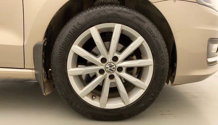 2018 Volkswagen Vento HIGHLINE PLUS 1.2 AT 16 ALLOY, Petrol, Automatic, 64,026 km, Right Front Wheel