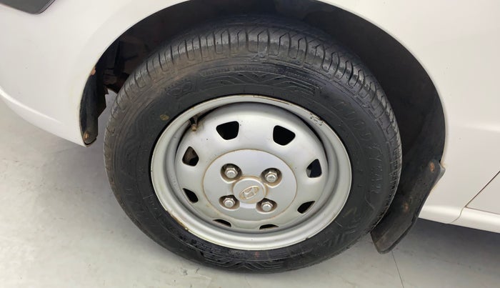 2011 Hyundai Santro Xing GL PLUS, Petrol, Manual, 29,636 km, Left Front Wheel