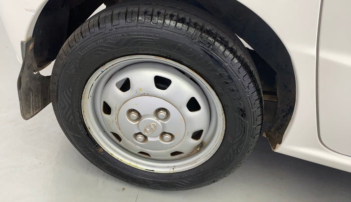 2011 Hyundai Santro Xing GL PLUS, Petrol, Manual, 29,636 km, Right Rear Wheel