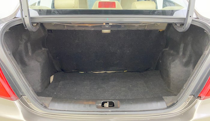 2016 Maruti Swift Dzire VXI, Petrol, Manual, 56,386 km, Boot Inside