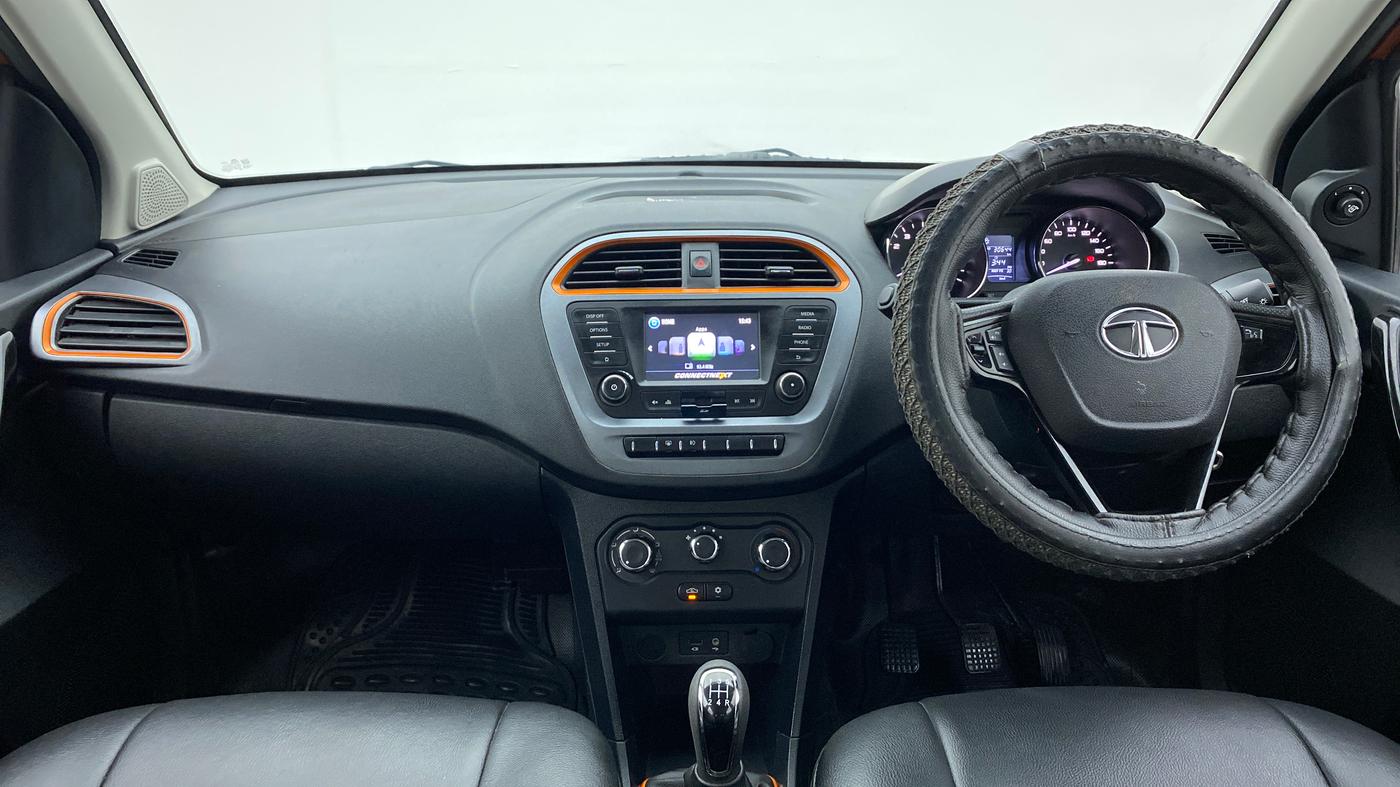 2018 Tata TIAGO NRG PETROL, Petrol, Manual, 30,644 km, Dashboard