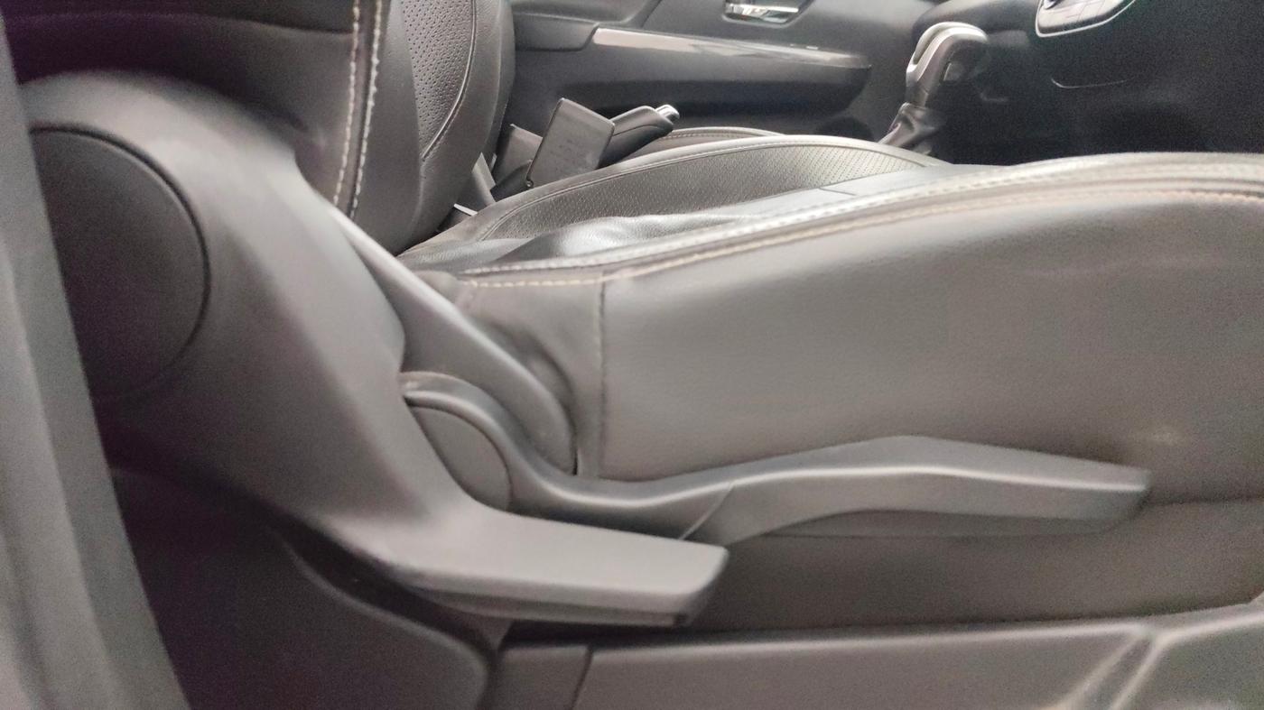 2019 Maruti XL6 ALPHA AT, Petrol, Automatic, 1,36,526 km, Driver Side Adjustment Panel
