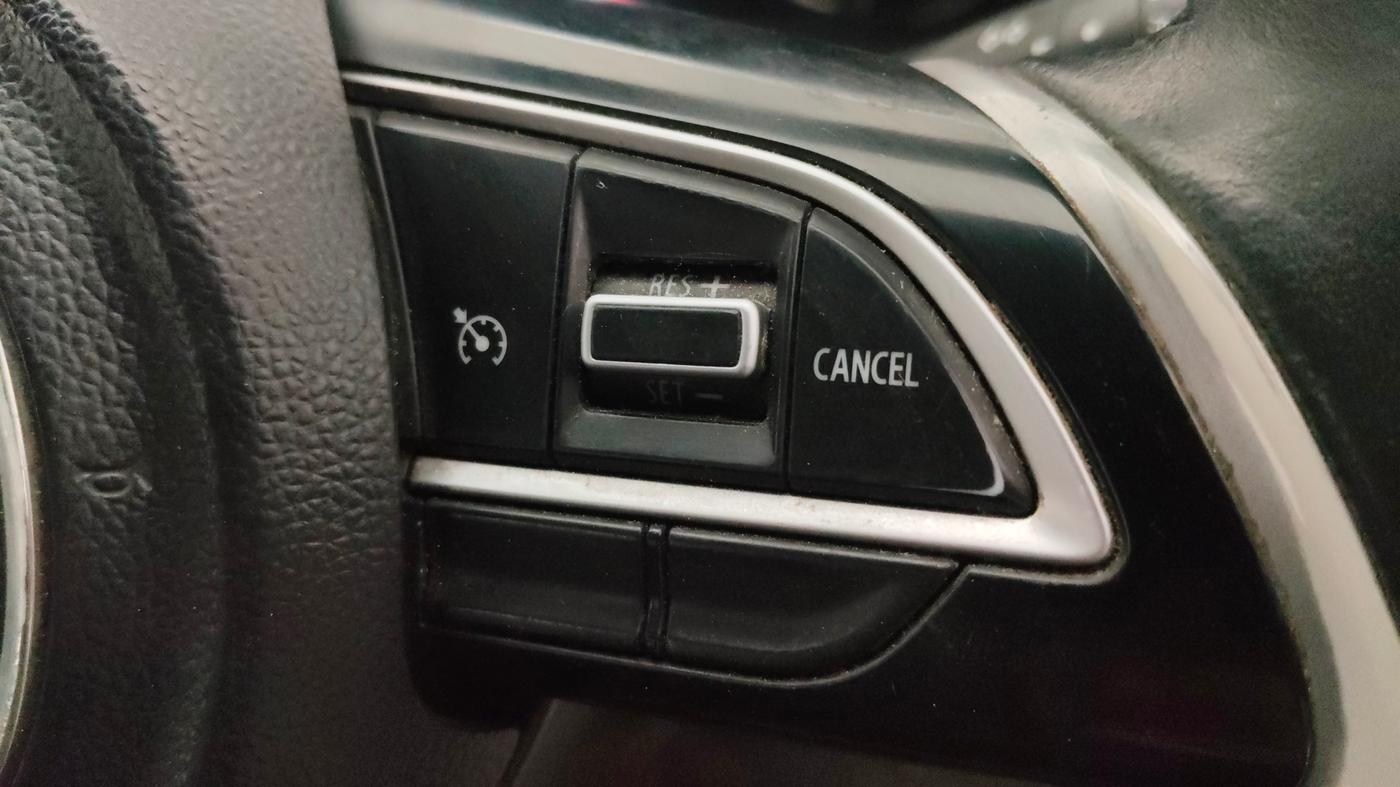 2019 Maruti XL6 ALPHA AT, Petrol, Automatic, 1,36,526 km, Adaptive Cruise Control