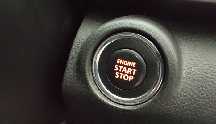 2019 Maruti XL6 ALPHA AT, Petrol, Automatic, 1,36,526 km, Keyless Start/ Stop Button