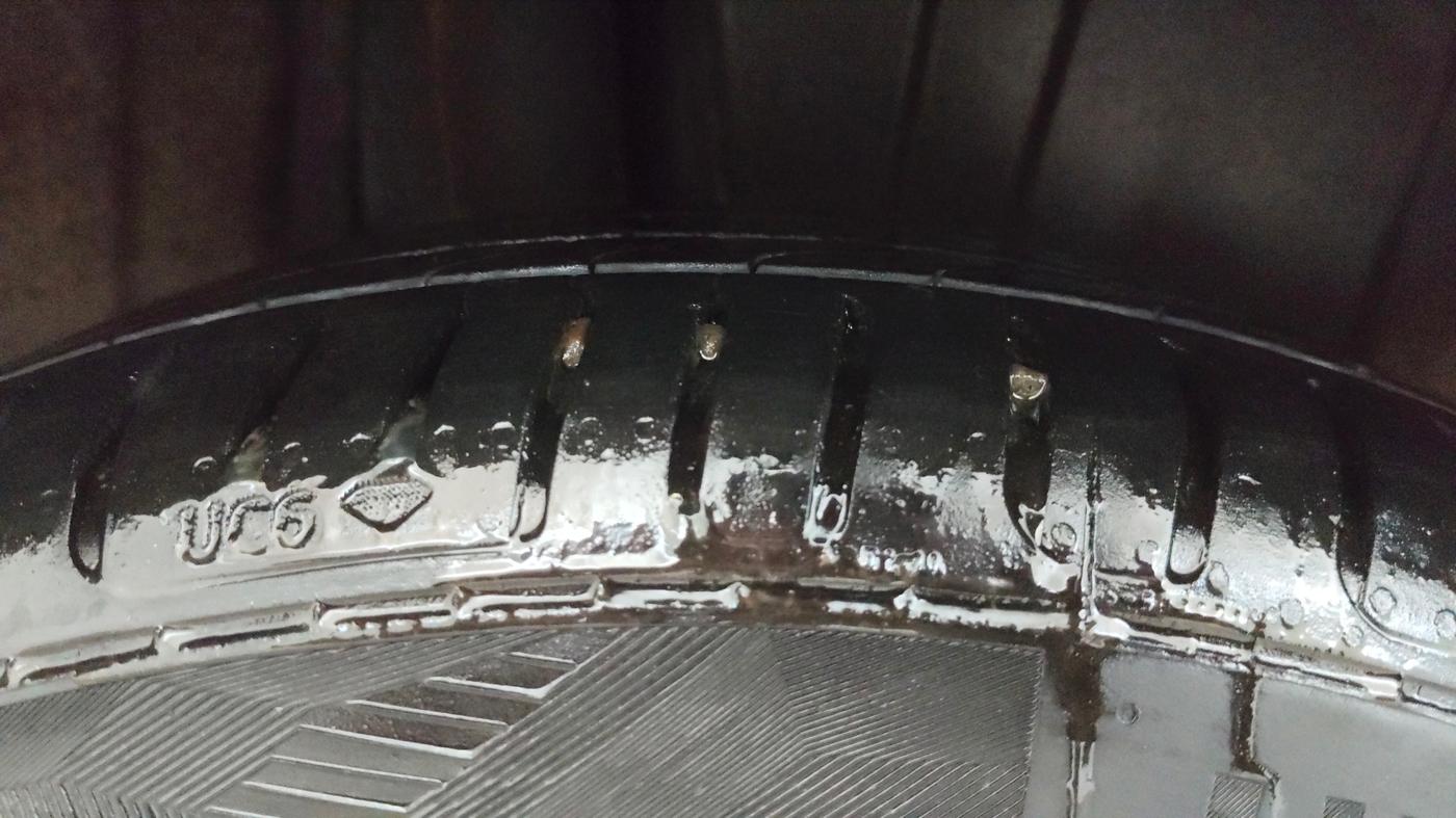 2019 Maruti XL6 ALPHA AT, Petrol, Automatic, 1,36,526 km, Right Rear Tyre Tread