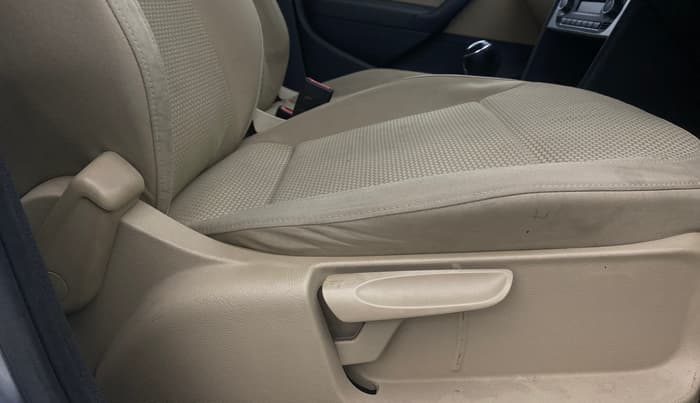 2015 Volkswagen Polo HIGHLINE1.2L, Petrol, Manual, 28,830 km, Driver Side Adjustment Panel