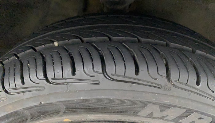 2017 Maruti Alto K10 VXI (O) AMT, Petrol, Automatic, 46,542 km, Right Front Tyre Tread