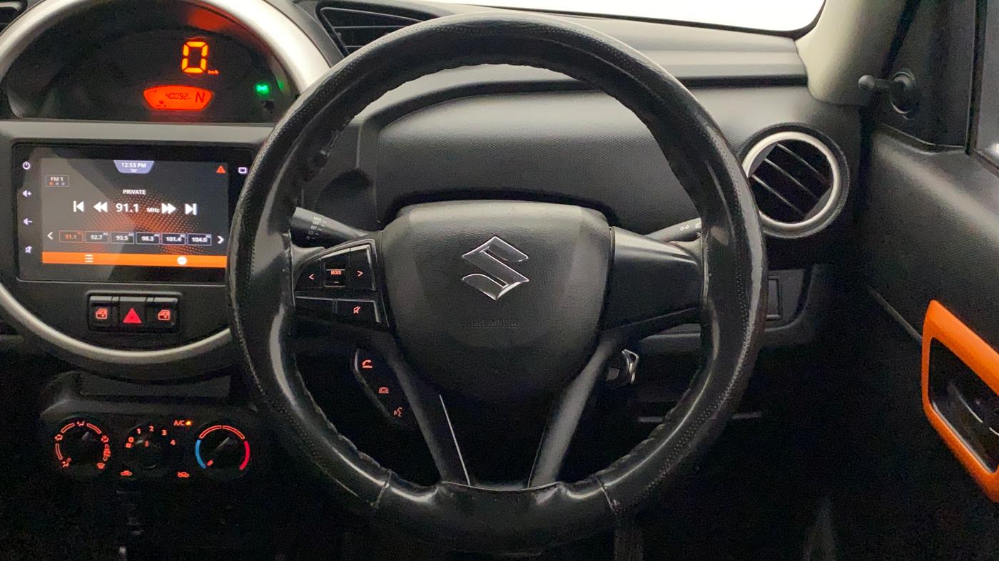 2020 Maruti S PRESSO VXI PLUS AMT, Petrol, Automatic, 40,144 km, Steering Wheel Close Up