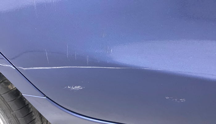 2018 Maruti Baleno ZETA PETROL 1.2, Petrol, Manual, 39,800 km, Right rear door - Slightly dented