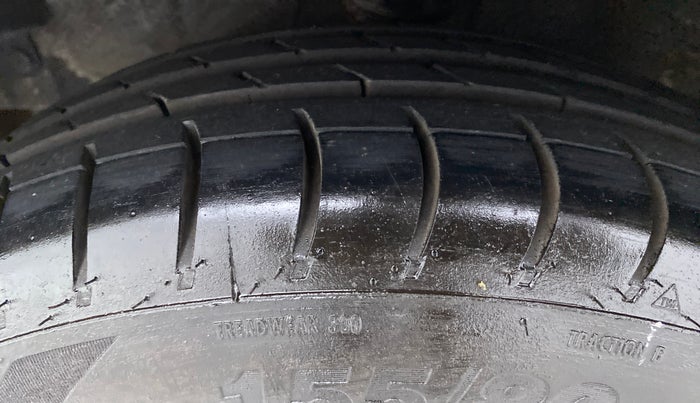 2009 Hyundai i10 ERA 1.1 IRDE, Petrol, Manual, 55,213 km, Left Front Tyre Tread