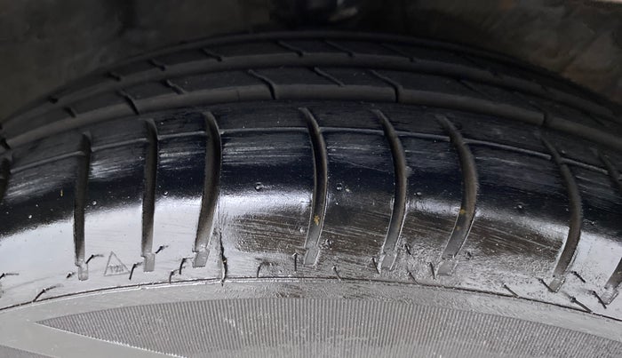 2009 Hyundai i10 ERA 1.1 IRDE, Petrol, Manual, 55,213 km, Right Front Tyre Tread