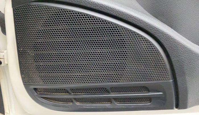 2014 Volkswagen Polo COMFORTLINE 1.5L, Diesel, Manual, 1,08,153 km, Speaker