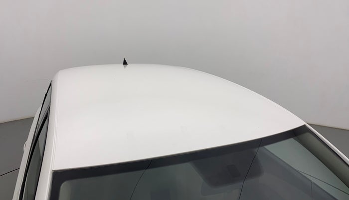 2014 Volkswagen Polo COMFORTLINE 1.5L, Diesel, Manual, 1,08,153 km, Roof