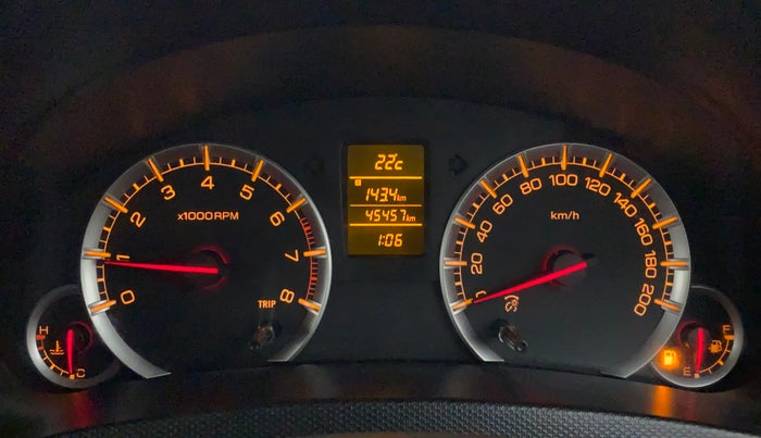 2015 Maruti Swift ZXI D, Petrol, Manual, 45,608 km, Odometer Image