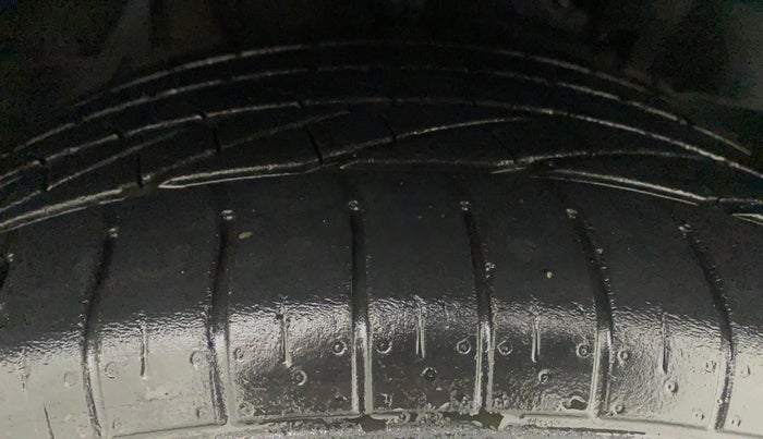 2019 Tata NEXON XZ PLUS PETROL, Petrol, Manual, 42,004 km, Right Front Tyre Tread