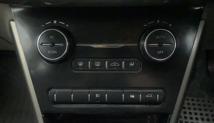 2019 Tata NEXON XZ PLUS PETROL, Petrol, Manual, 42,004 km, Automatic Climate Control