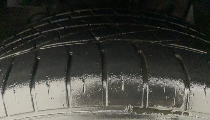 2019 Tata NEXON XZ PLUS PETROL, Petrol, Manual, 42,004 km, Left Front Tyre Tread