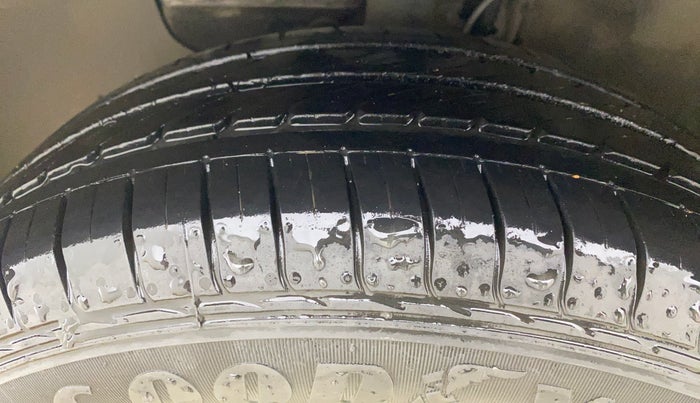 2018 Hyundai Elite i20 SPORTZ 1.2, Petrol, Manual, 29,976 km, Left Front Tyre Tread