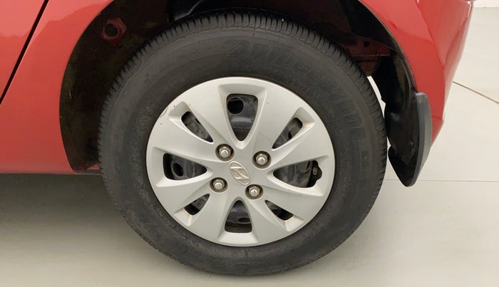 2013 Hyundai i10 MAGNA 1.1, Petrol, Manual, 32,941 km, Left Rear Wheel