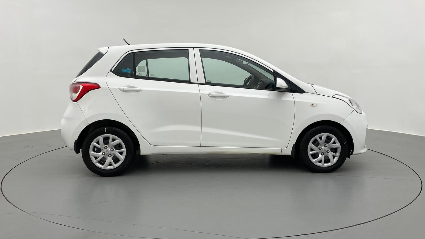 2017 Hyundai Grand i10 Sportz1.2 CRDI, Diesel, Manual, 43,095 km, Right Side View